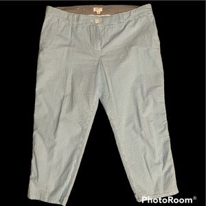 Crown & Ivy Pinstripe Capris Pants. Petite